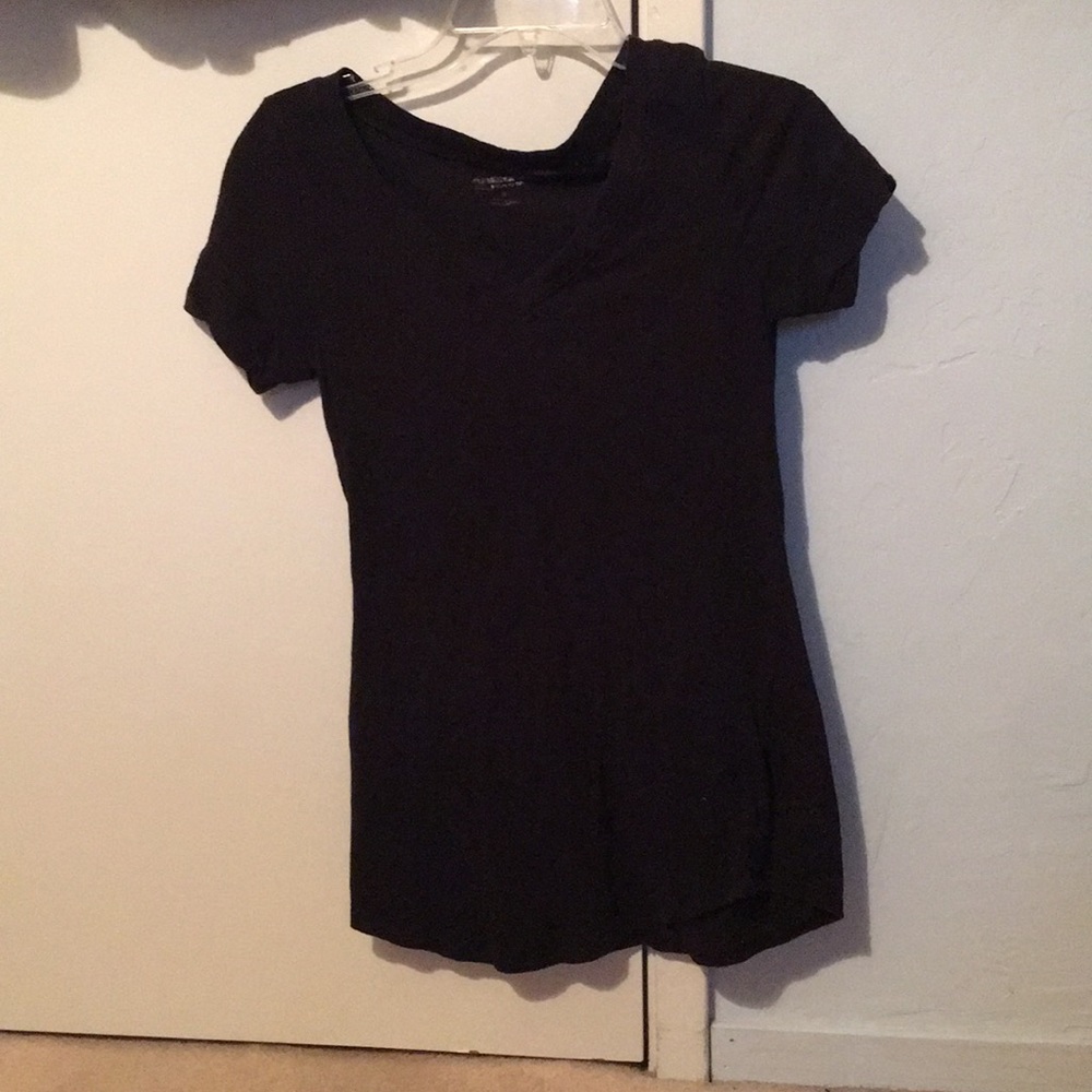 simple black tee
